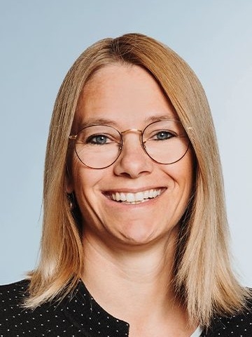 Eveline Rölli, Sekretär/in